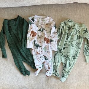 Kids Dinosaur and Green Footies Set